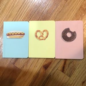 3 NWT I 🥨 NYC Notebooks papyrus